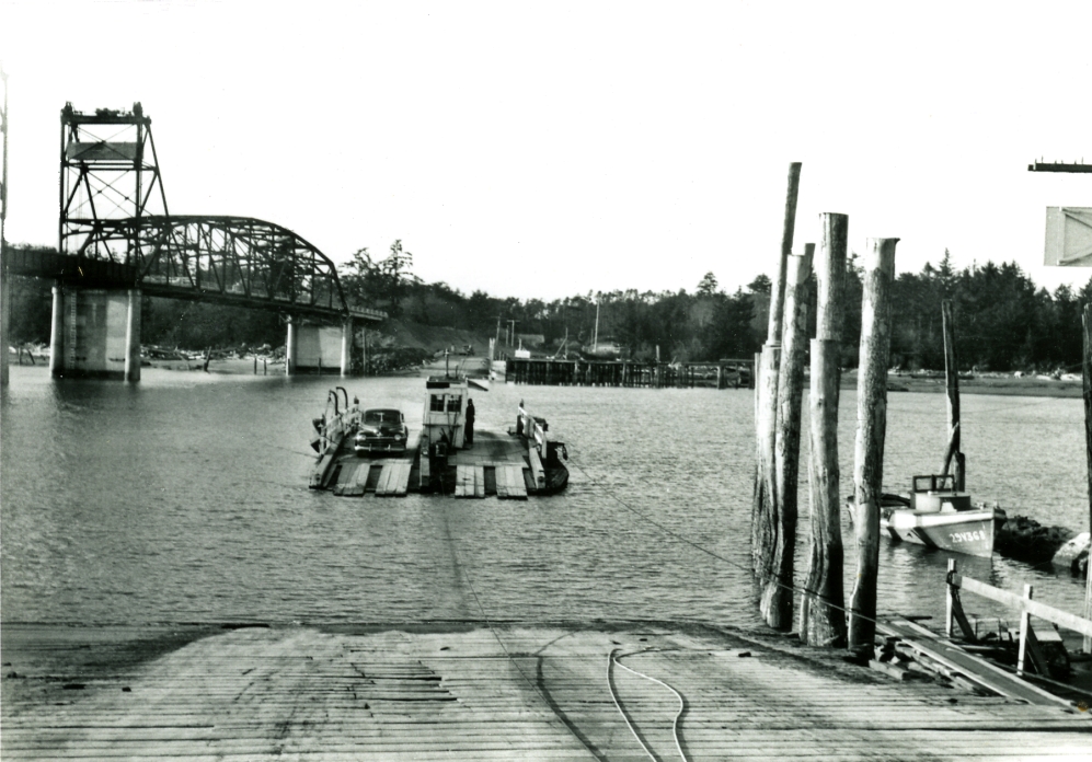 Last trip of Bullards Ferry, 1954