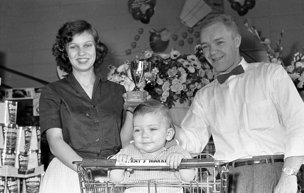 McKay's Market cutest baby contest, 1961