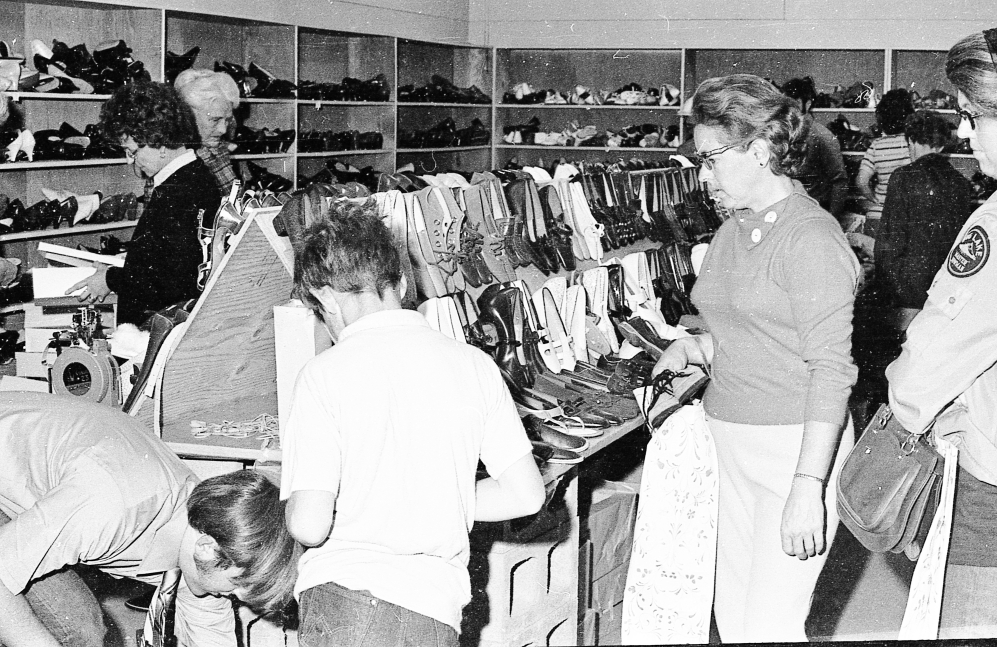 Fire sale at The Golden Rule, 1970