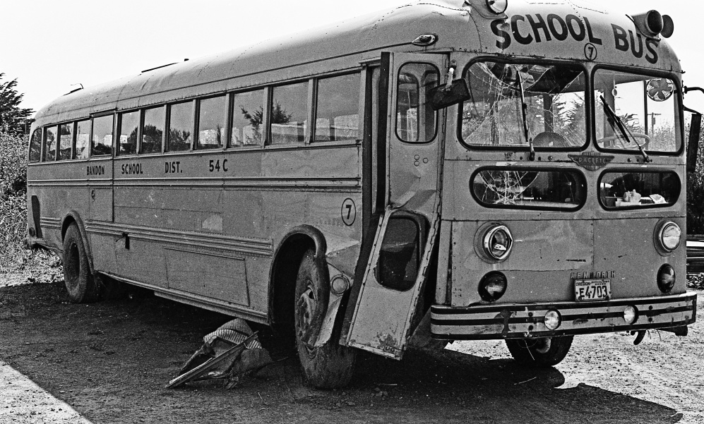 School bus wreck, 1965