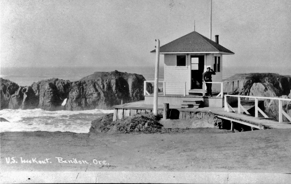 U.S. Live Saving lookout on Coquille Point