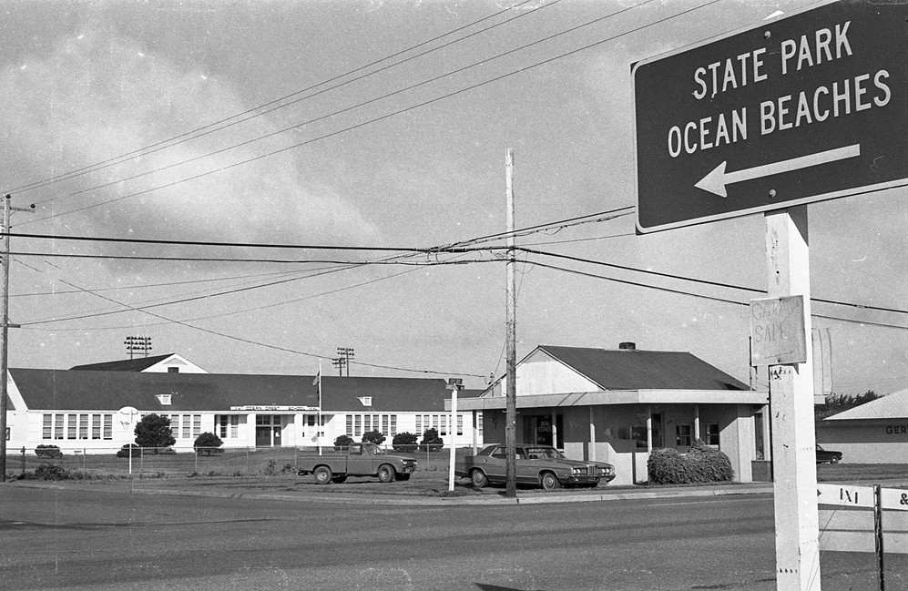 Looking west on 11th toward the Ocean Crest School, 1973