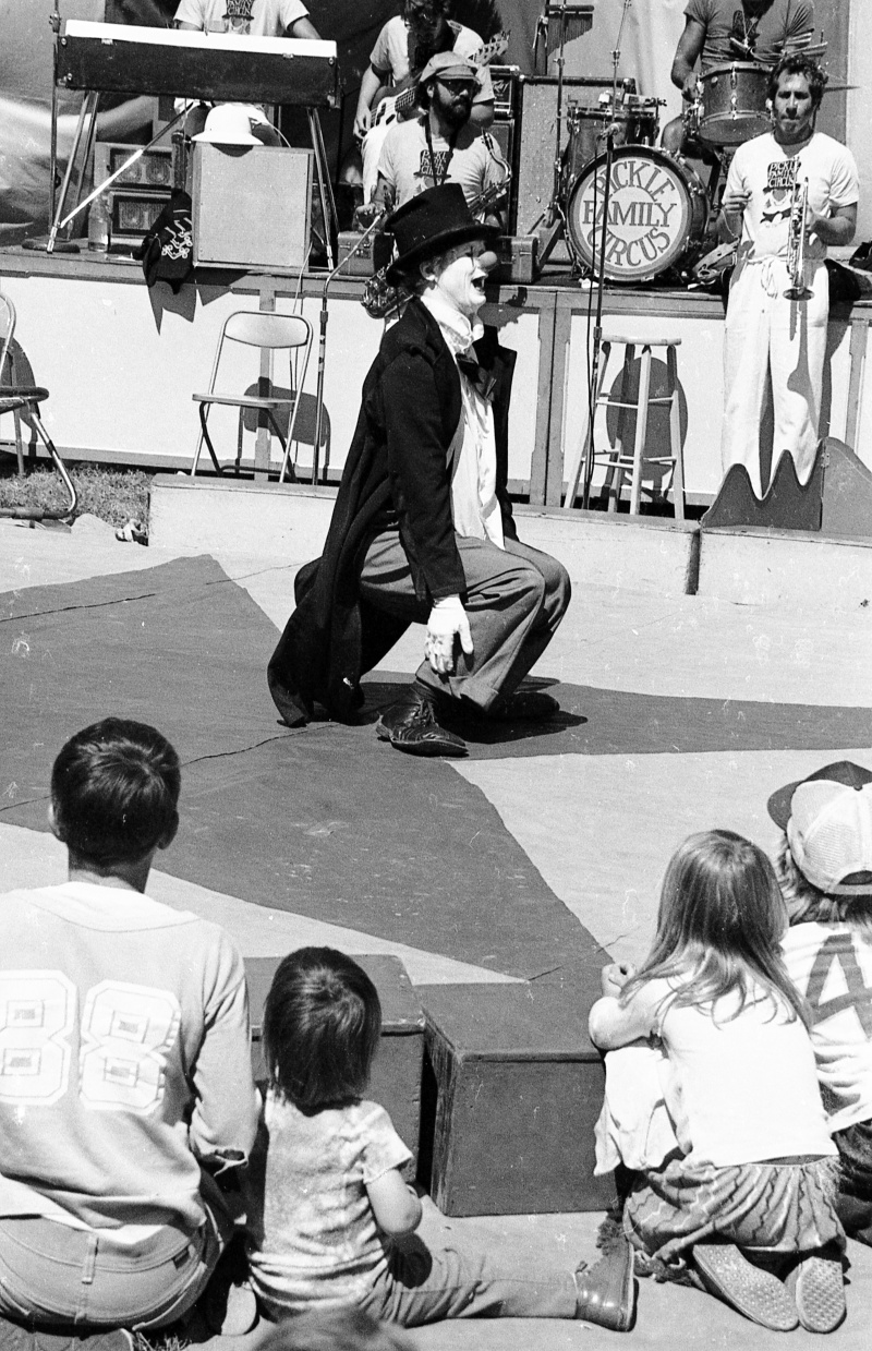 Pickle Family Circus, 1978
