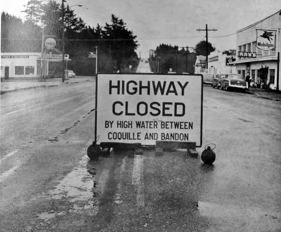 Flood closed highway, 1956