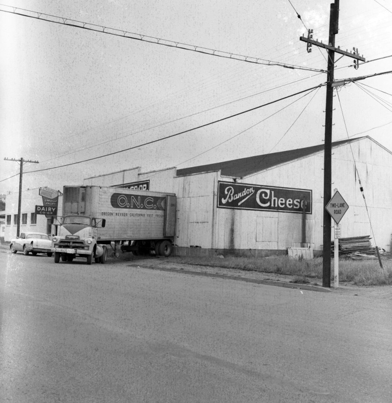 Coquille Valley Dairy Co-op, 1950