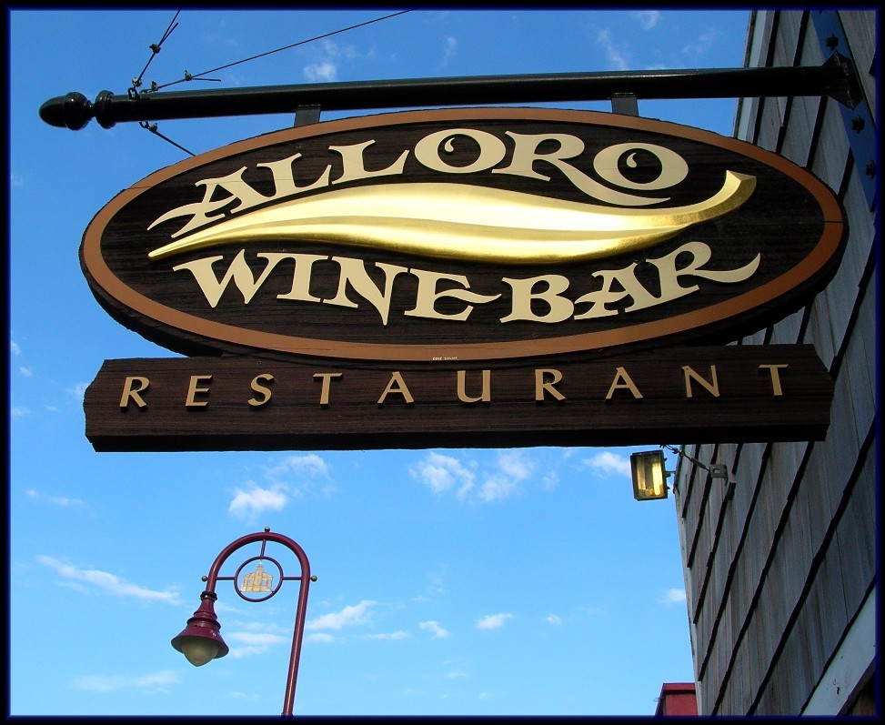 Alloro Wine Bar & Restaurant